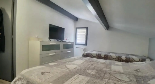 Appartement Saintes-Maries-de-la-Mer, 6 pièces, 8 personnes - FR-1-475-72