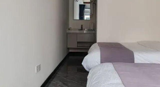 Beijing Amethyst City Courtyard home, Book Hotel Hoteller i Beijing Province med parkering, Parkering