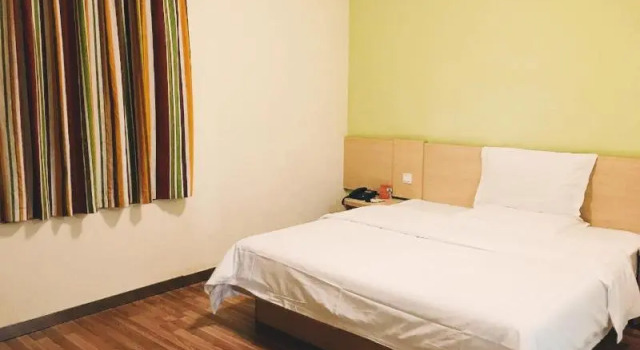 Номер Superior 7 Days Inn Wuhan Insitute of Technology Luoshi Road Branch