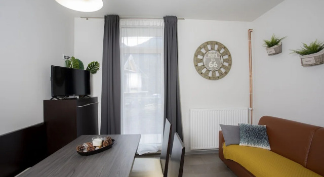 Apartments Trio, Забронировать Апартаменты/квартира Отели Краньска-Гора с парковкой, рядом с Kekec, Парковка