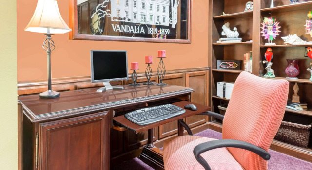 Ramada Limited Vandalia, Rezerwuj Hotel Hotele w Illinois z basenem, Basen