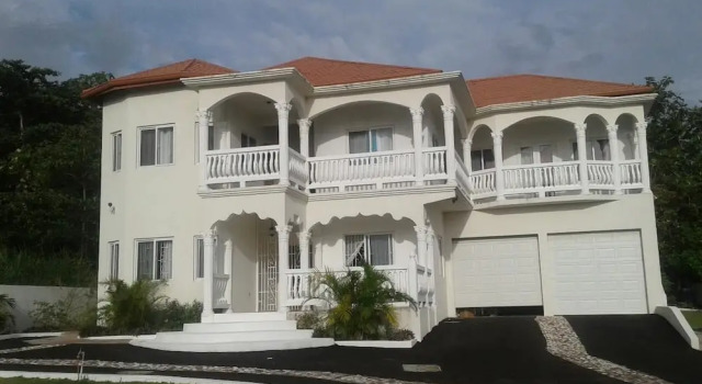 The Rowans, Rezervovat Hotel Hotely v Ocho Rios Coast s bazénem, Bazén