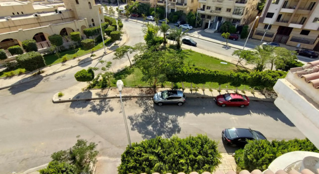 Lovely Studio in Private Villa with Garden View and Free Parking, Prenota Villa Cottage a Cairo Governorate, Cottage