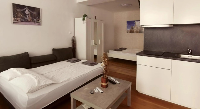 Kardinal Studios, Varaa Hotelli 03. Landstraße Wien
