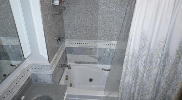 Номер Luxury Paducah 1895 Washington Hotel