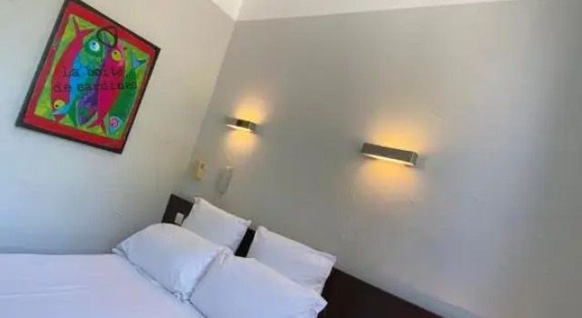Номер Economy Hôtel Neptune