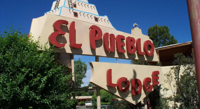 El Pueblo Lodge