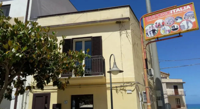Casa Eleonora, Book Apartment Hotels in Sicily with Parking, Parking