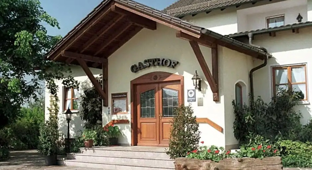 Sindersdorfer Hof, Book Hotel Hilpoltstein Franconian Lake District