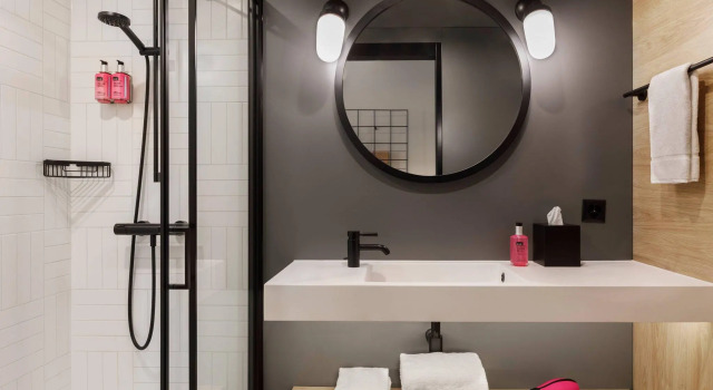 Двухместный номер Standard Moxy Bern Expo
