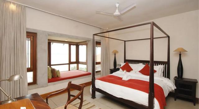 Люкс Presidential Taj Ganga Kutir Resort & Spa, Raichak