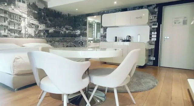 Студия Executive Lords of Verona Luxury Apartments