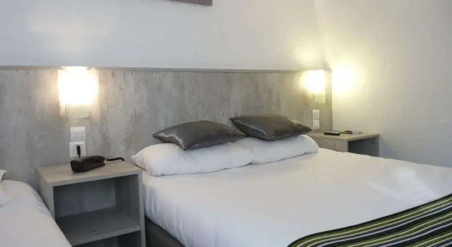 Brit Hotel Bosquet Carcassonne Cité, Réserver Hôtel Hôtels à Carcassonne avec parking, Parking