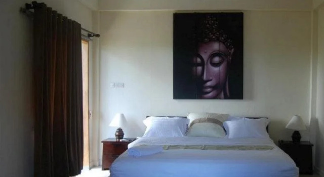 Kirras Beach House, Prenota Hotel Medewi Bali