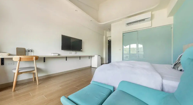 Polar bear bnb