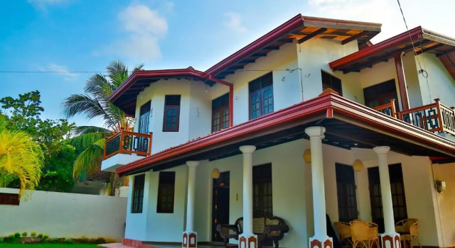 4 S Villa, Забронировать Вилла Отели Тангаллы с парковкой, рядом с Tangalle Lagoon, Парковка