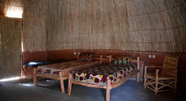 L'Ecolodge de Simal, Book Hotel Hoteller i Simal med parkering, Parkering