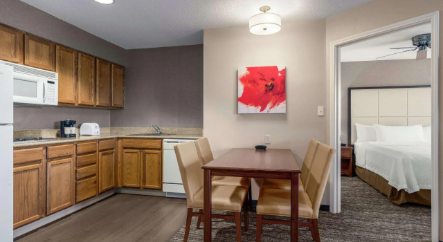 Двухместный номер Standard Homewood Suites by Hilton Providence-Warwick