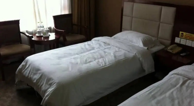 Zhotels Wangfujing Beijing, Забронировать Отель Отели Пекина с парковкой, рядом с Торговый комплекс Oriental Plaza, Парковка