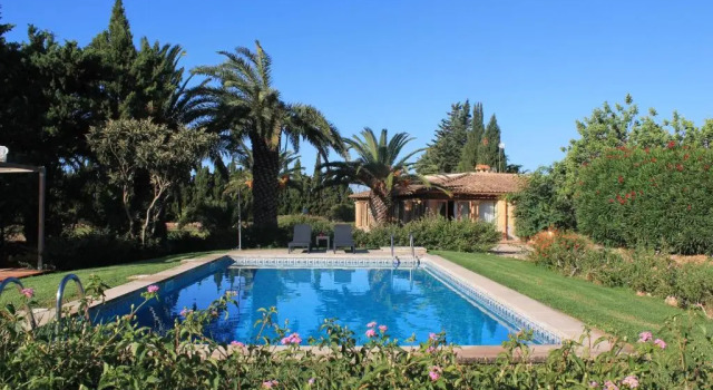 Finca Verde, Book Hotel Llucmajor Majorca