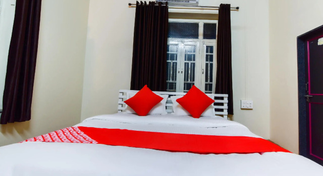 OYO 67875 Heritage Lodging And Boarding