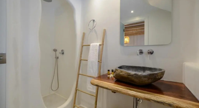 Апартаменты Deluxe Birikos Studios & Apartments