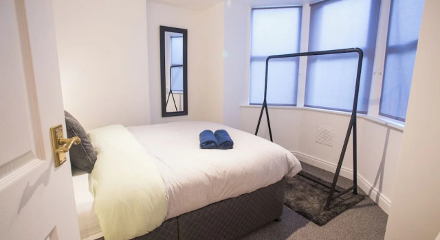 Short Stay Bristol - Warden Apartment