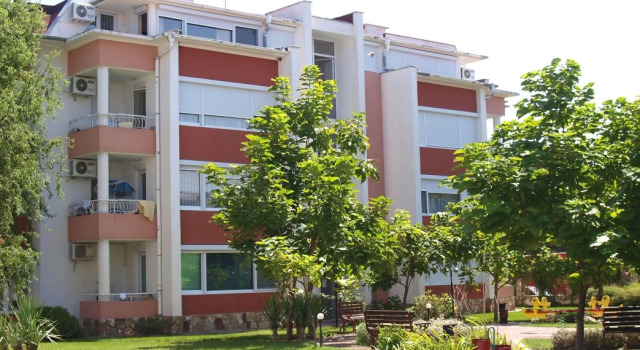 Sunny Fort Apartment
