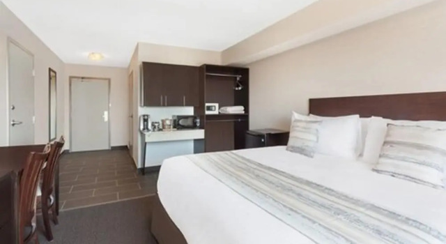 Двухместный номер Standard Ramada by Wyndham Grassland