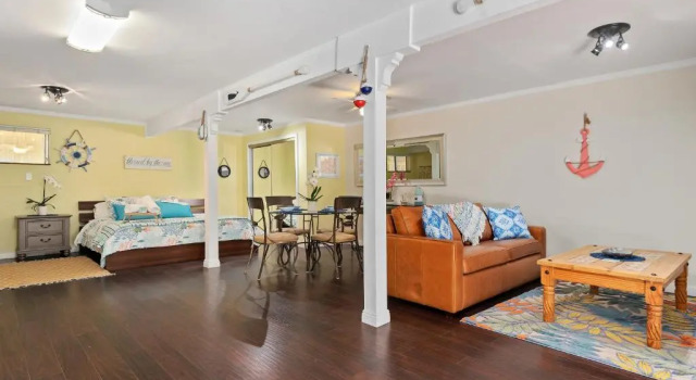 Номер Superior Santa Barbara Cozy Studio with Private Patio