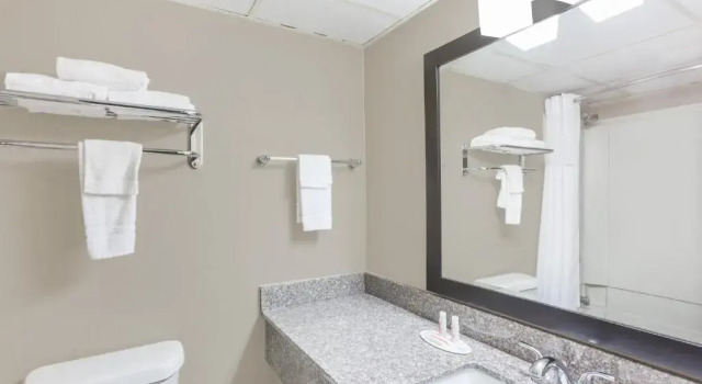 Dobbelt suite Super 8 by Wyndham Buffalo