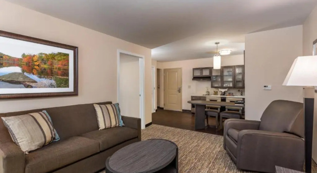 Двухместный люкс c 1 комнатой Candlewood Suites Bensalem - Philadelphia Area by IHG
