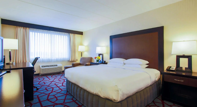 Двухместный номер DoubleTree by Hilton Chicago/Alsip