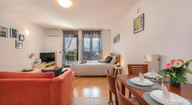 Nice Apartment in Liznjan With Wifi, Забронировать Апартаменты/квартира Отели в центре Лижнян, в центре