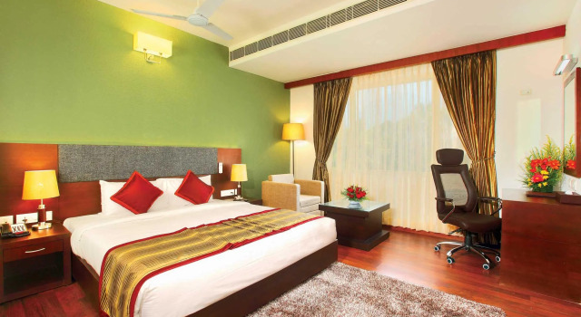 Hotel Wyte Portico, Book Hotel Hoteller i Chavara med parkering, Parkering