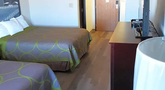 Seksdobbelt suite Super 8 by Wyndham Bethany MO