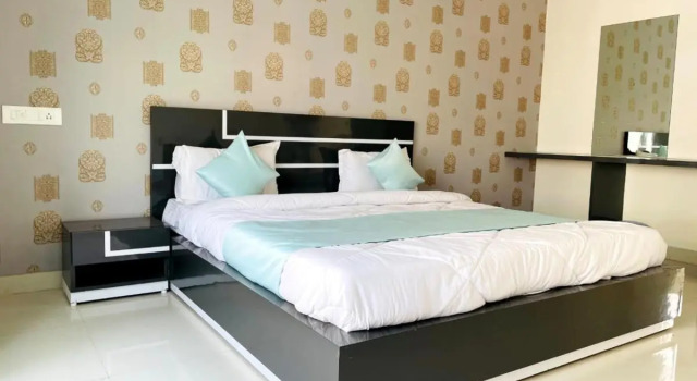 The Karni Palace, Rezervovat Hotel Kota Rajasthan