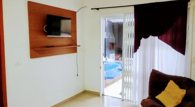 Casa Nova com Piscina 3 quartos
