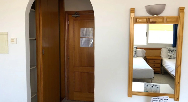 Aparthotel Flats Friends Tropicana, Prenota Residence Sant Josep de sa Talaia. Ibiza
