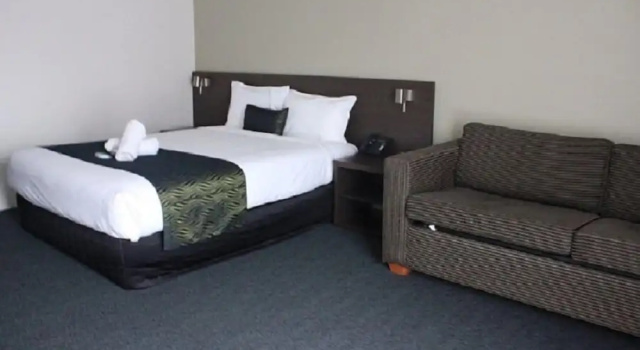 Четырёхместный номер Executive Hunts Hotel Liverpool