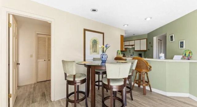 1302b St Thomas Square, Book Lejlighed Hoteller i Lower Grand Lagoon med parkering, Parkering