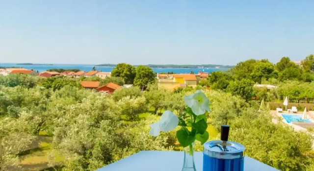 Вилла Villa with Pool and Mesmerizing Sea View