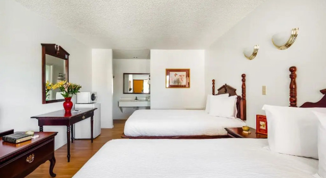 Четырёхместный номер Premium OYO Hotel Groesbeck