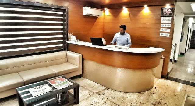 Hotel Aerocity Purple Orchid, Забронировать Отель Отели Нью-Дели с завтраком, Завтраки