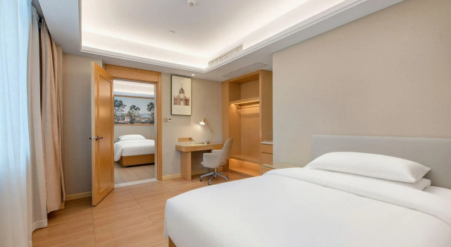 Vienna International Hotel (Zhuhai Gaolangang International), Забронировать Отель Чжухай Гуандун