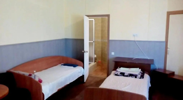 Кровать в общем номере Hostel Mnogoborets F. Klub