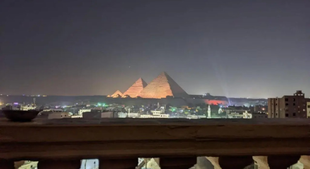 Полулюкс pyramids view suite/vista piramidi
