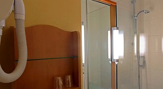 Номер Standard ibis Montbéliard