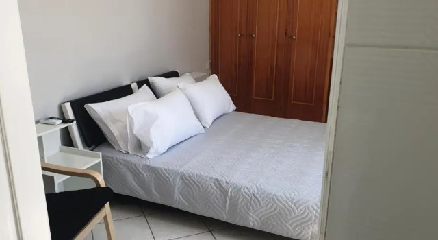 JET, luxury appartment 20m from the beach, Prenota Hotel Kinion Syros