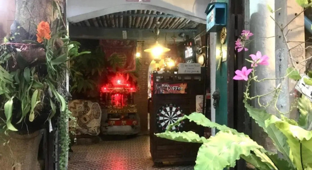 Café de Baan Raow